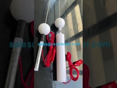 थ्रस्टर के साथ या उसके बिना परीक्षण जांच C